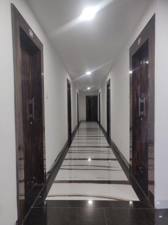 Hotel Rb Palace Індаур Екстер'єр фото